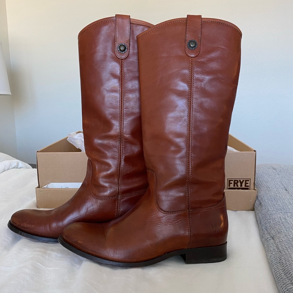 Women’s Frye Melissa Button 2 Boots